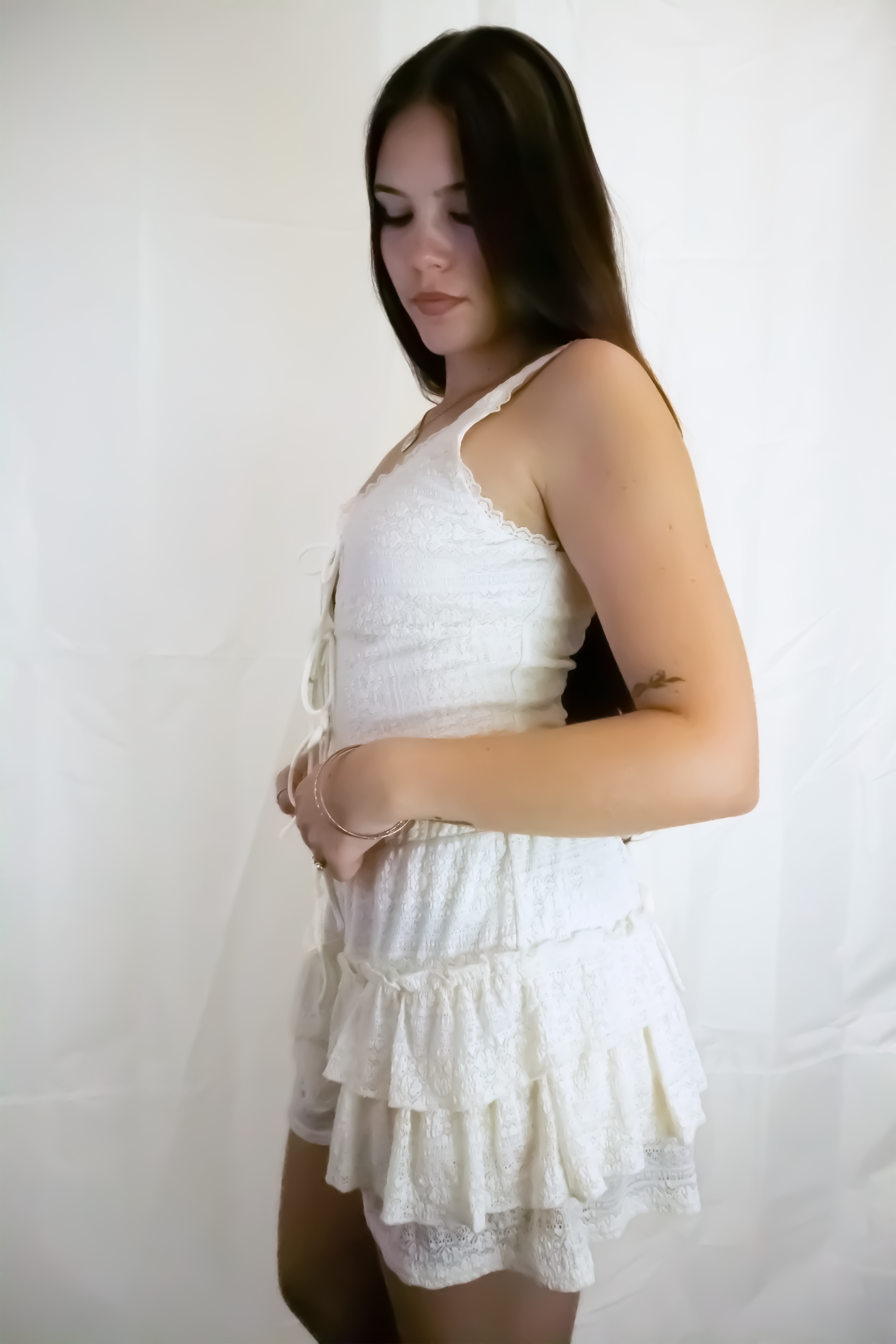 White Lace Square Next Tie Font Top